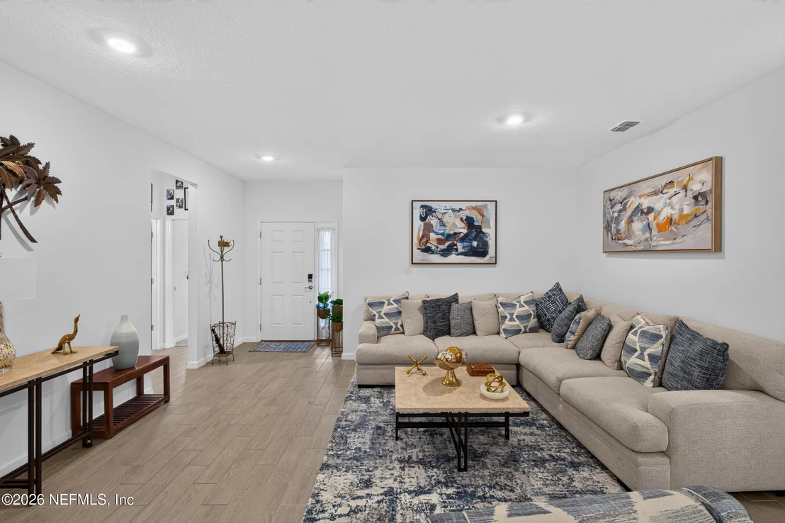 Photo of 1532 LACHLAN Circle