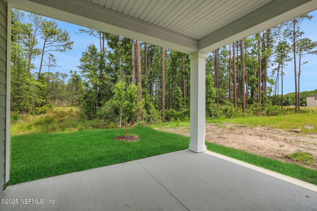 Photo of 674 FARMFIELD Drive