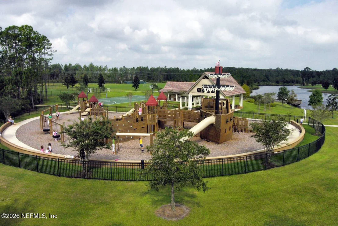 Photo of 828 RILEY Lane