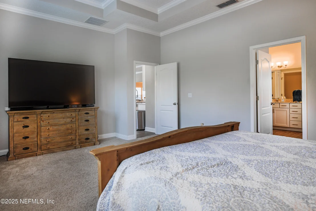 Photo of 310 CEDARSTONE Way