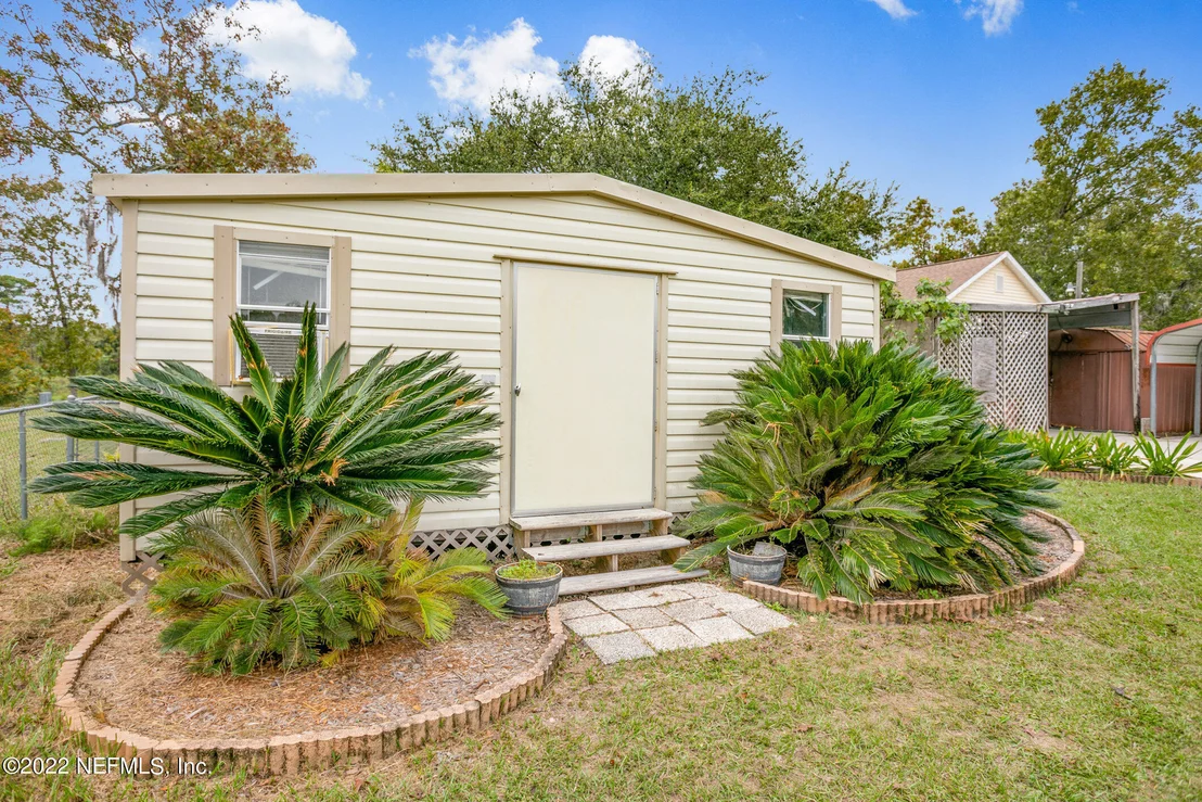 Photo of 1713 BLUE JAY Drive