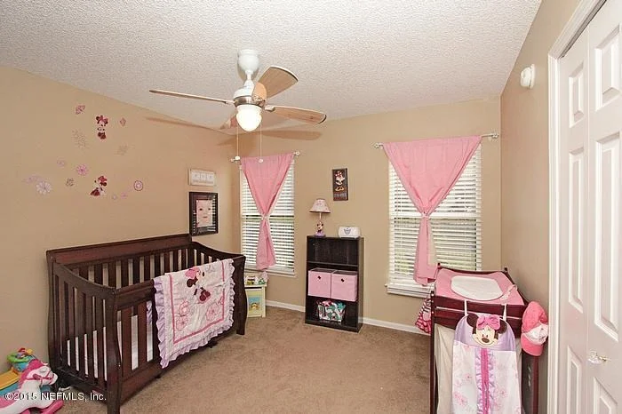 Photo of 928 N LILAC Loop