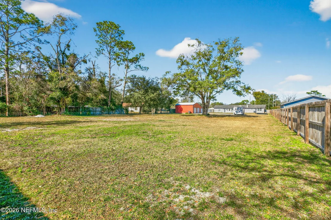 Photo of 8294 COLLINS Road