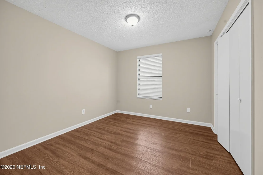 Photo of 977 SANDSTONE Drive