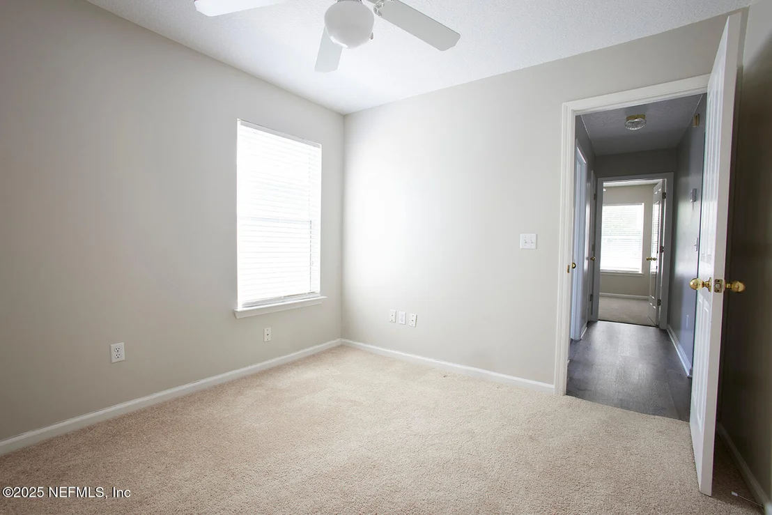 Photo of 1524 LINKSIDE Drive
