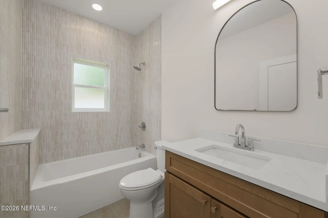 Photo of 874 W 4TH Street