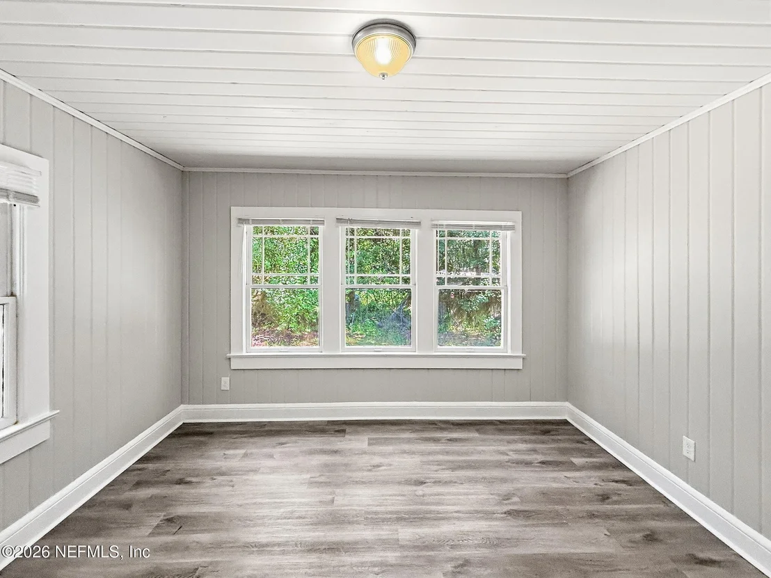 Photo of 7739 HAMMOND Boulevard