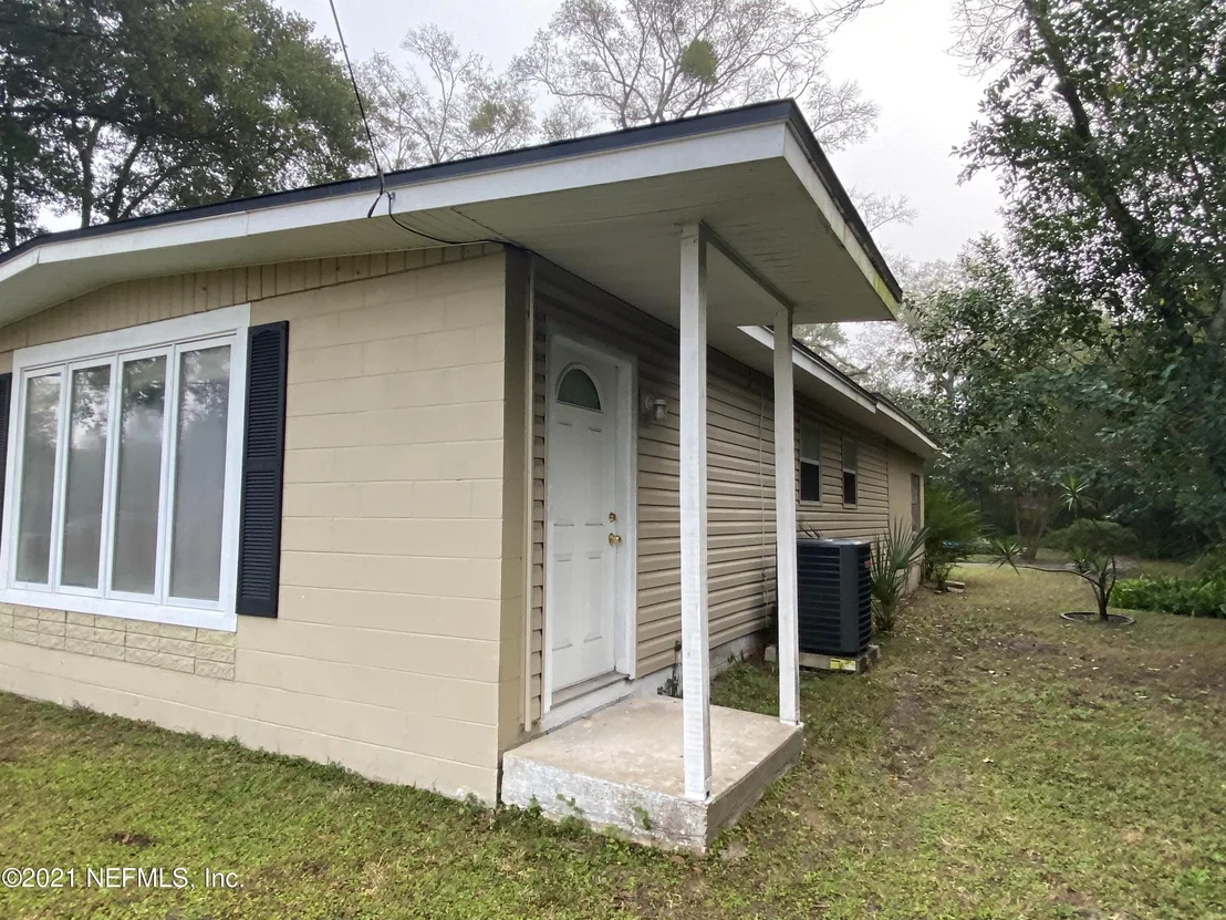 Photo of 308 LINDEN Lane