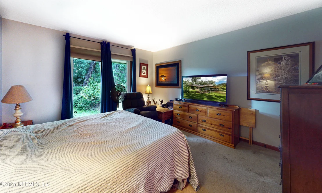 Photo of 2860 RAVINES Road