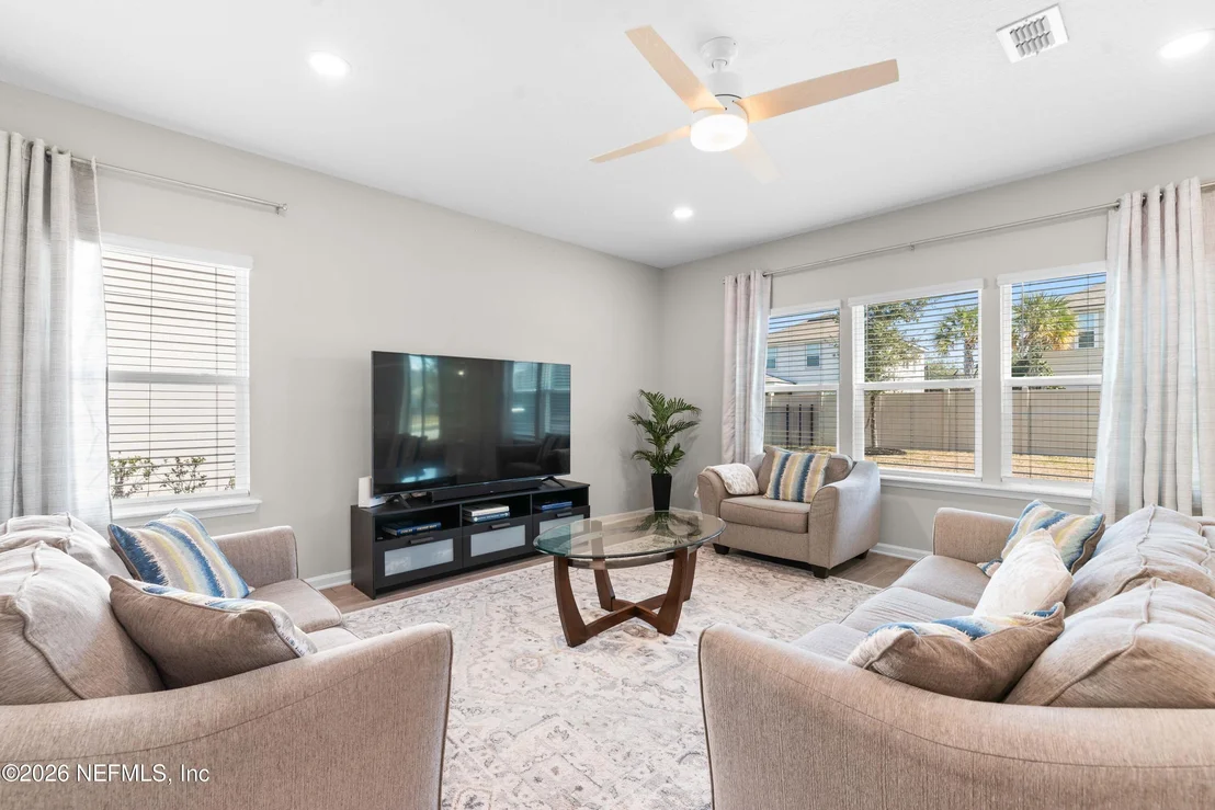 Photo of 3906 HEATHERBROOK Place