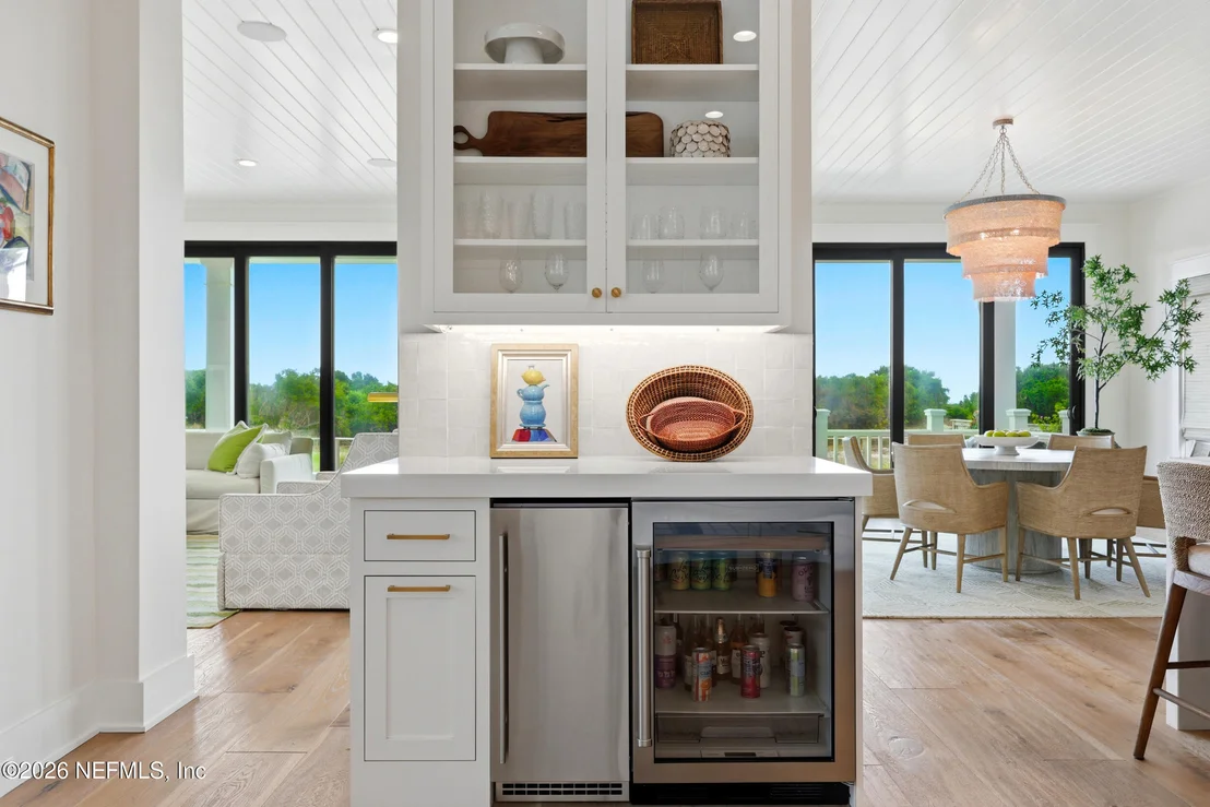 Photo of 688 OCEAN PALM Way