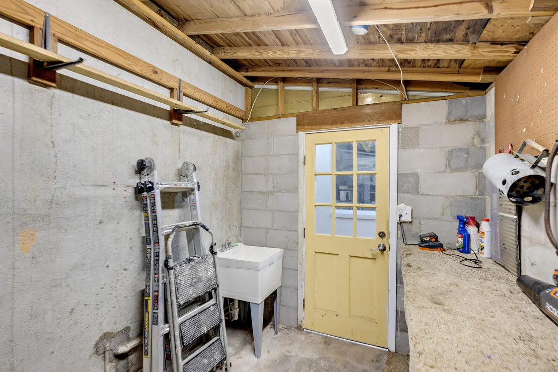Photo of 1508 FERNDALE Place