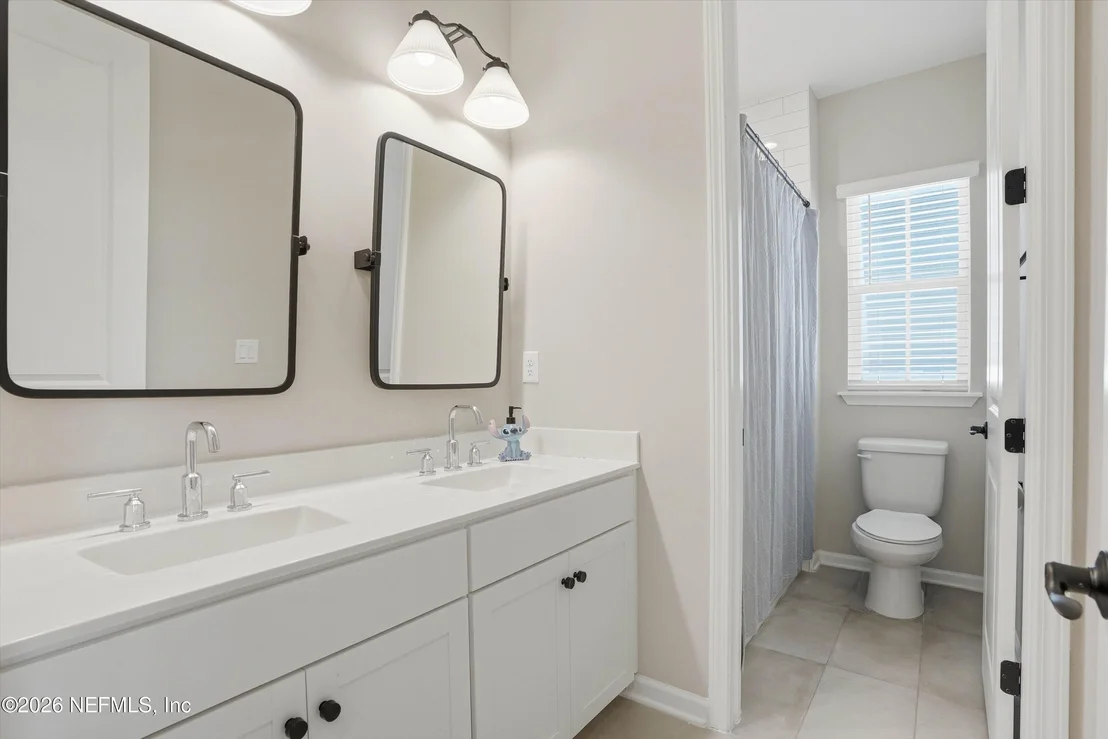 Photo of 60 RUM RUNNER Way