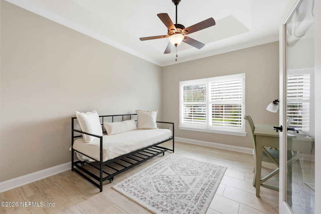 Photo of 382 SELOY Drive