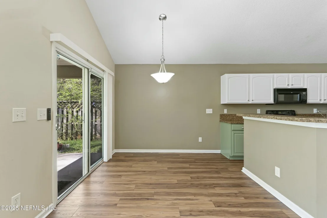Photo of 1337 RIVER CITY Street