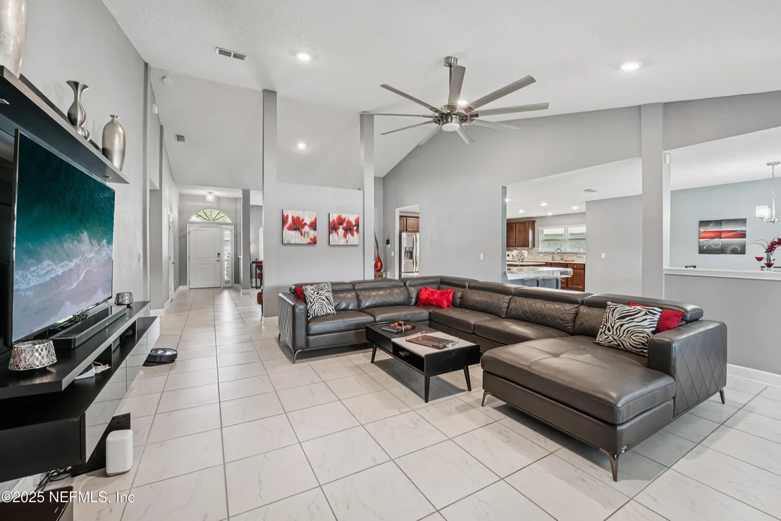Photo of 12439 WEEPING BRANCH Circle