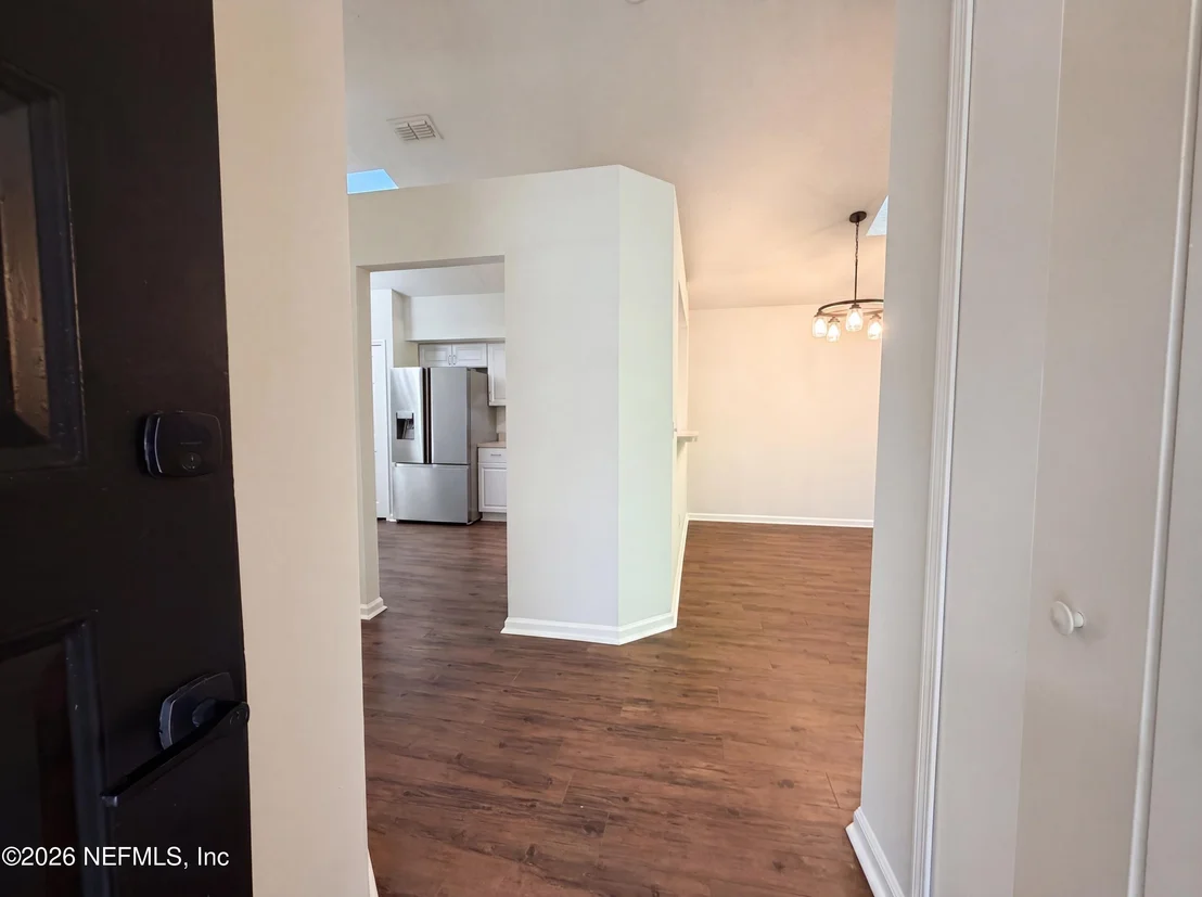 Photo of 2512 TOWNSQUARE Drive