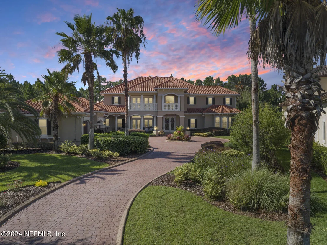 Photo of 752 PROMENADE POINTE Drive