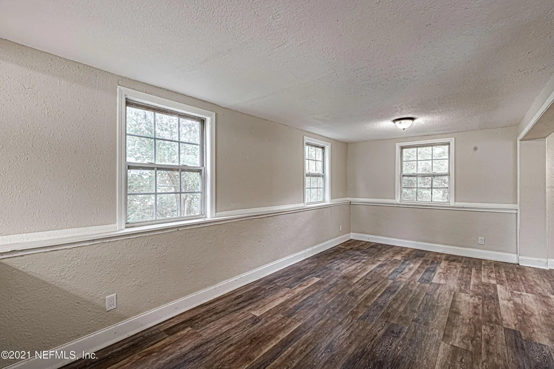 Photo of 5745 CARNATION Road