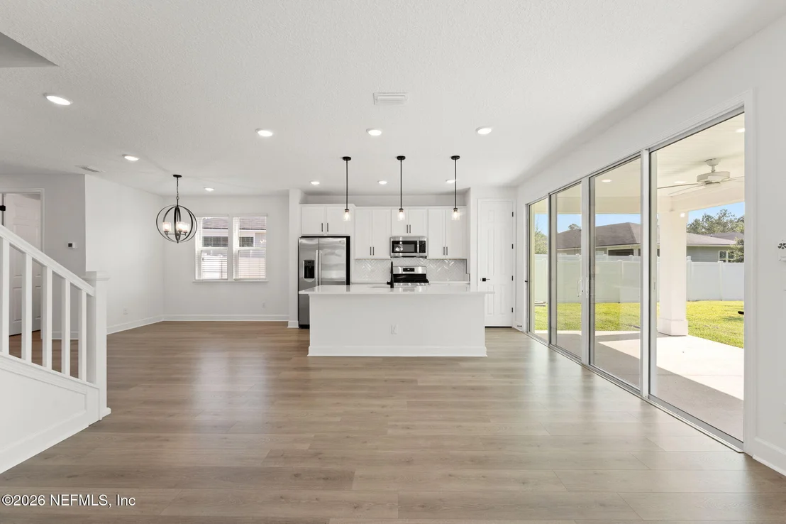Photo of 615 BARTRAM DOWNS Road