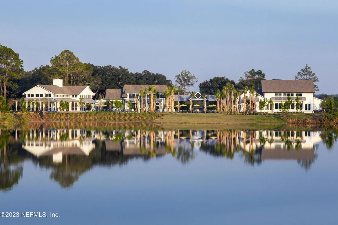 Photo of 387 AMBERWOOD Drive