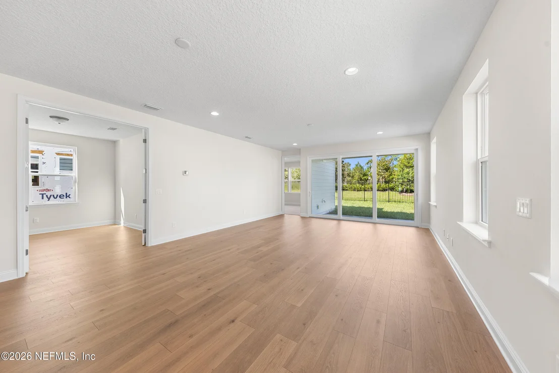 Photo of 357 DOWNRIVER Road