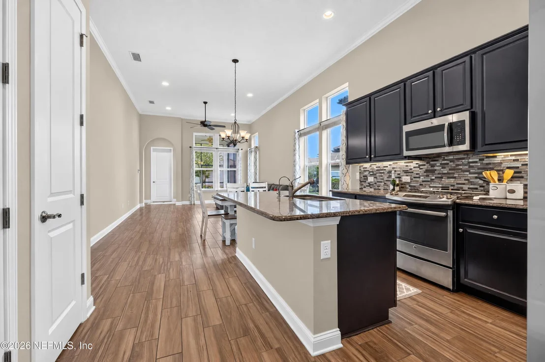 Photo of 237 RIALTO Drive