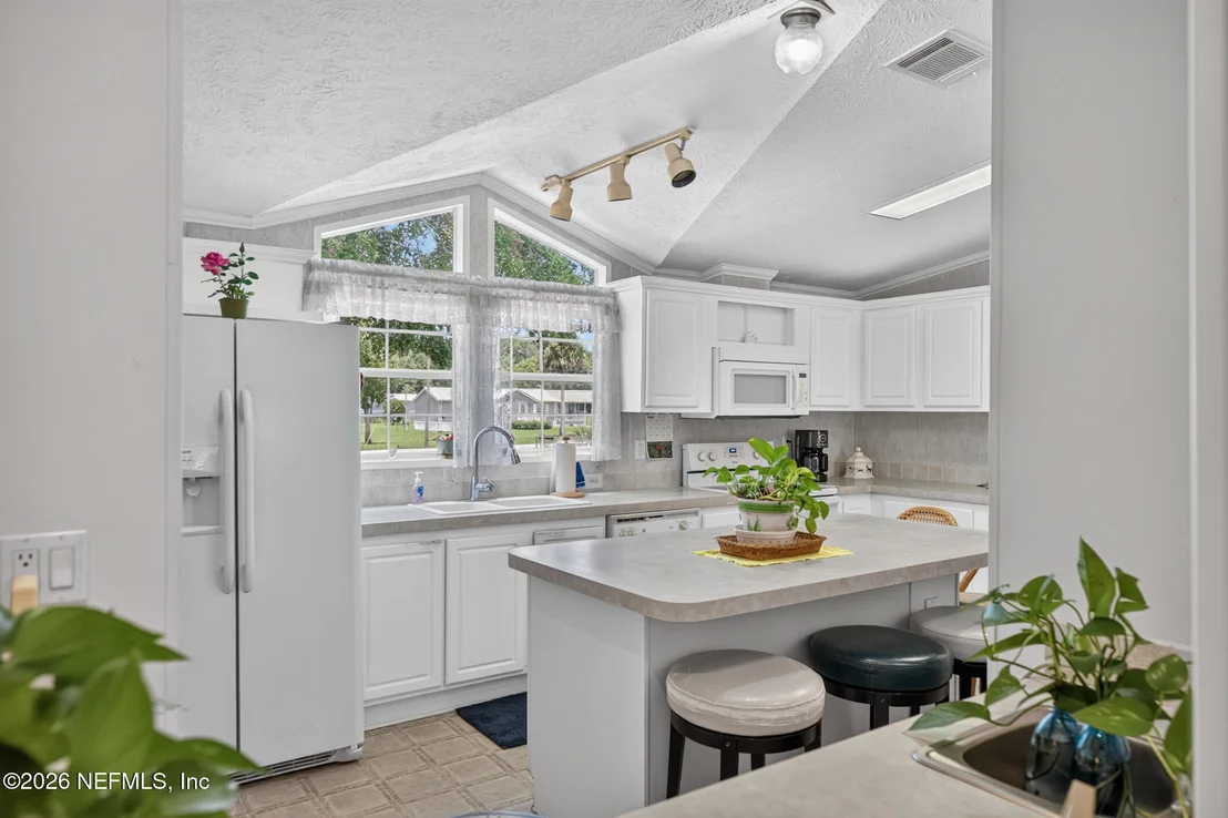 Photo of 102 ALDER Lane