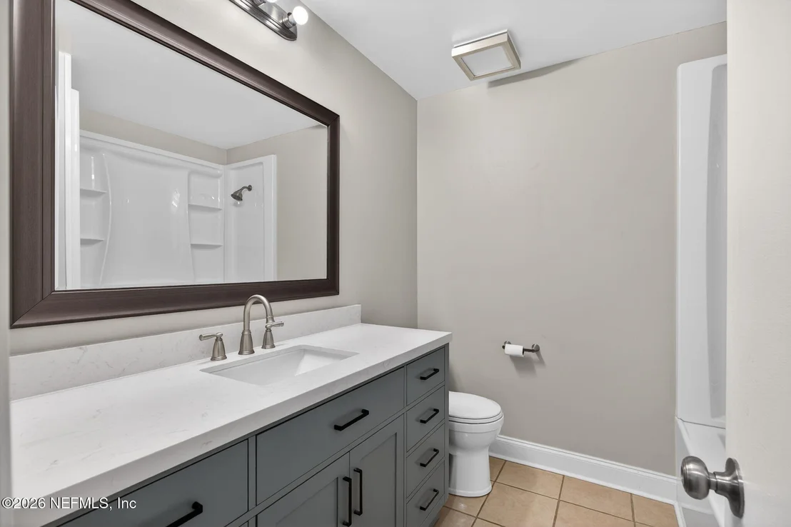 Photo of 8294 COLLINS Road
