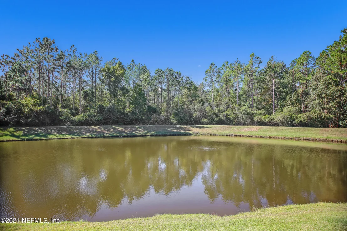 Photo of 1021 INVERNESS Drive