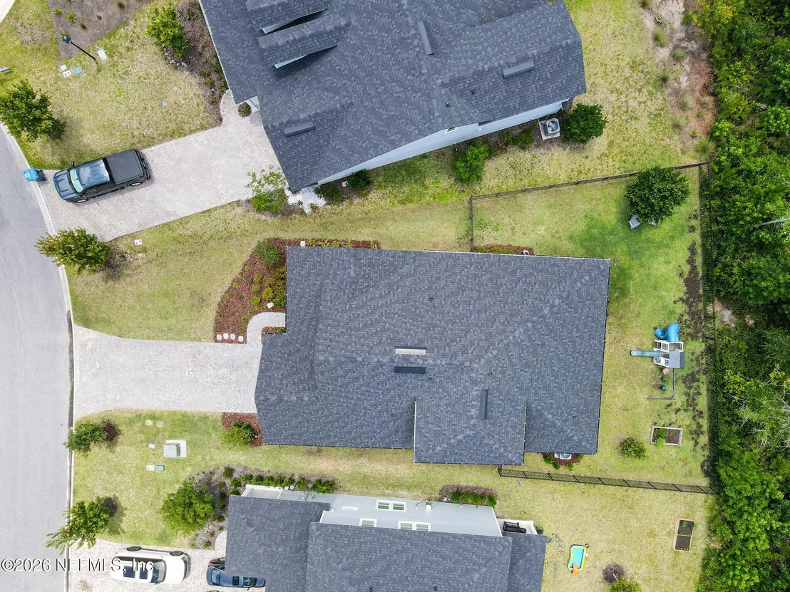 Photo of 98 YARDLEY Court