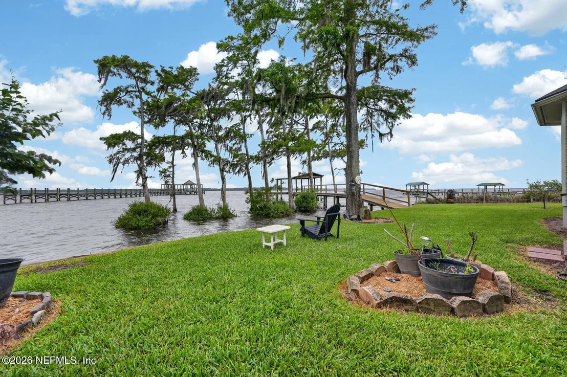 Photo of 10111 COUNTY ROAD 13 N