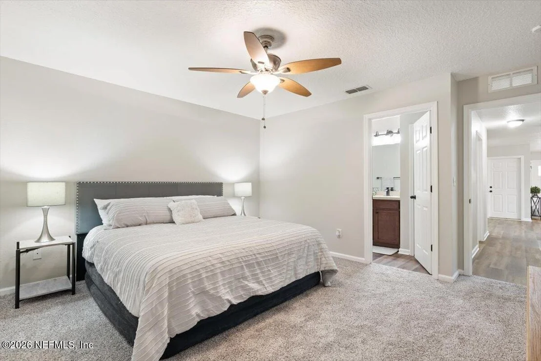 Photo of 6237 SYRINGA Lane