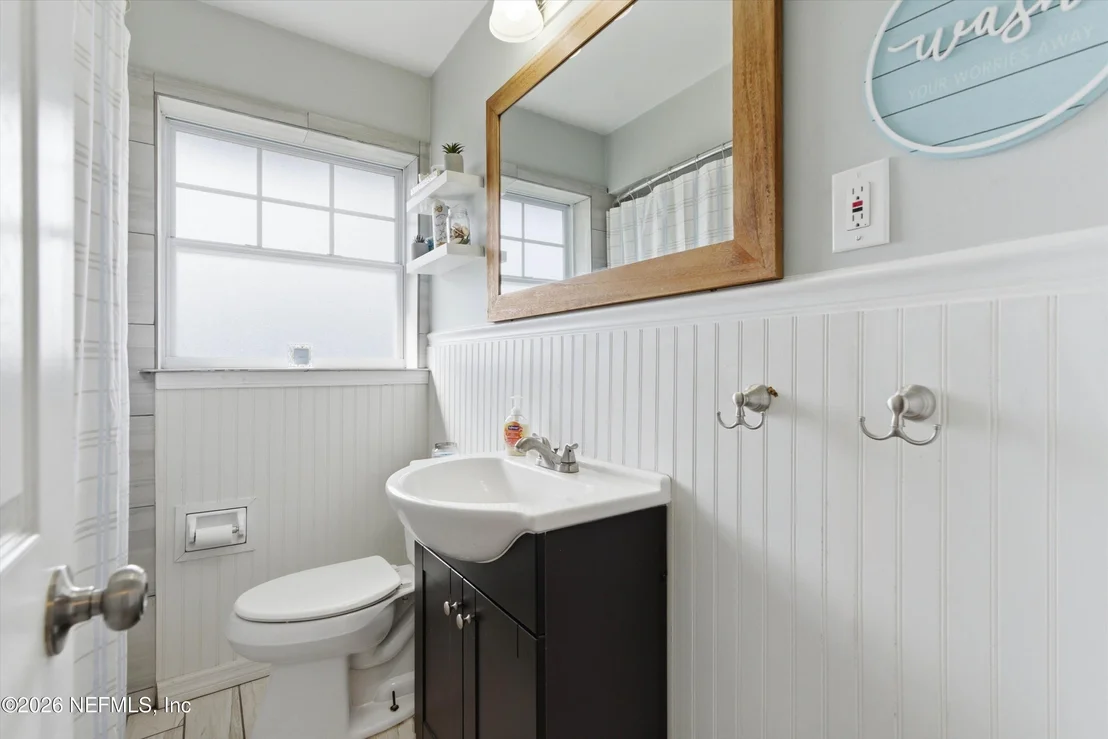 Photo of 2438 BUTTONWOOD Drive