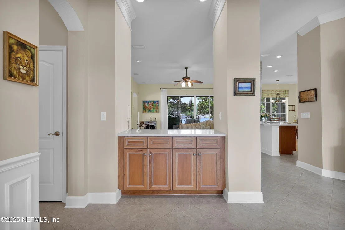 Photo of 159 LA MESA Drive