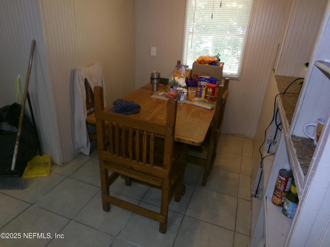 Photo of 231 6TH Way