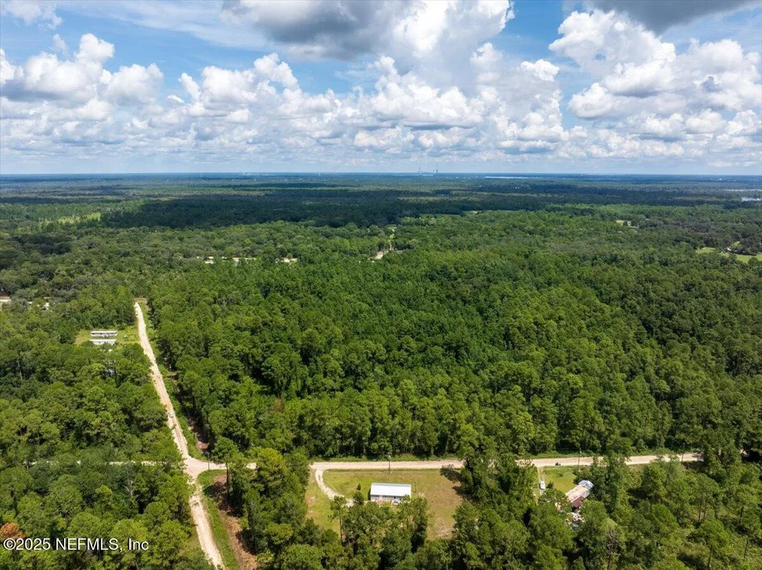 Photo of 713 HICKORY NUT Trail