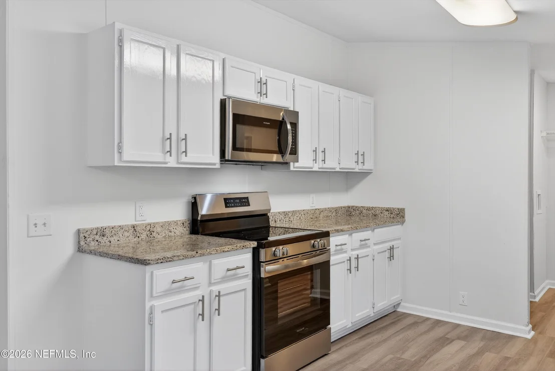Photo of 7595 OAK FOREST Road