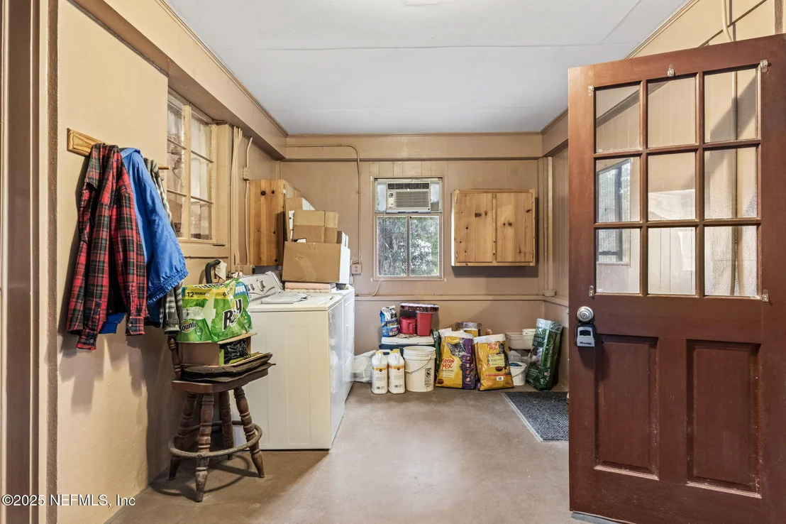 Photo of Unit C at 5705 COUNTY ROAD 208
