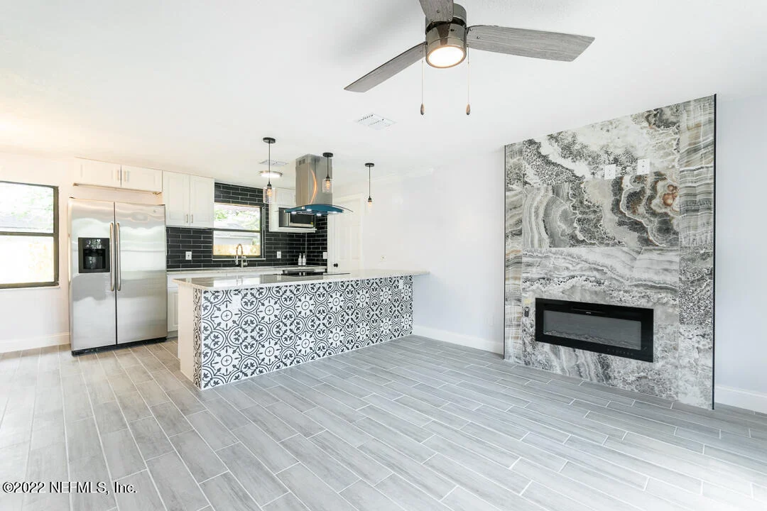 Photo of 2576 SPRING LAKE Road