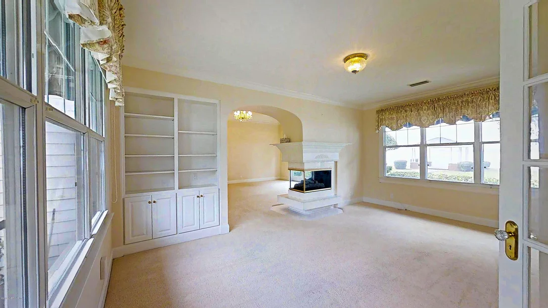 Photo of 1250 HERON POINT Road