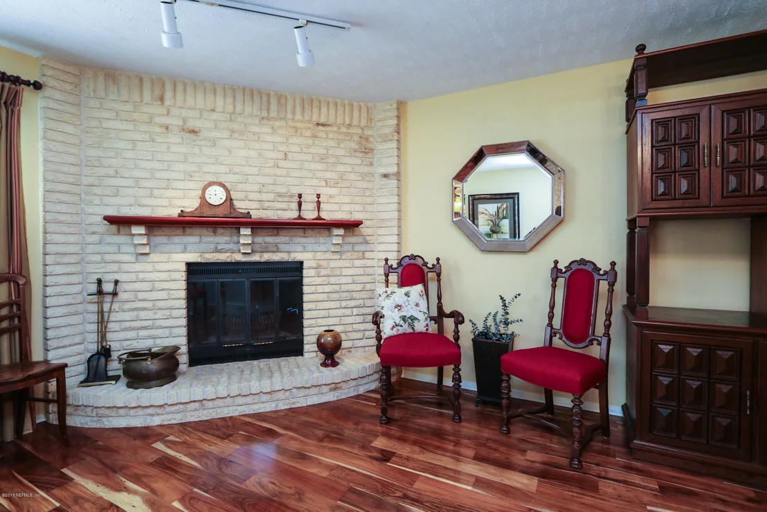 Photo of 141 HEATHER Way