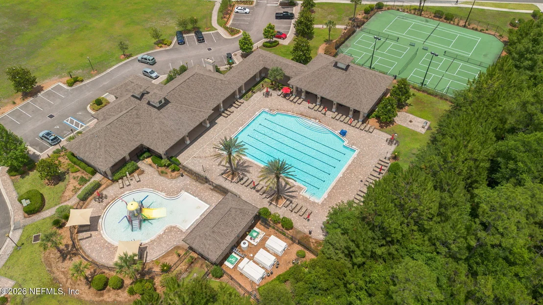 Photo of 70550 WINDING RIVER Drive