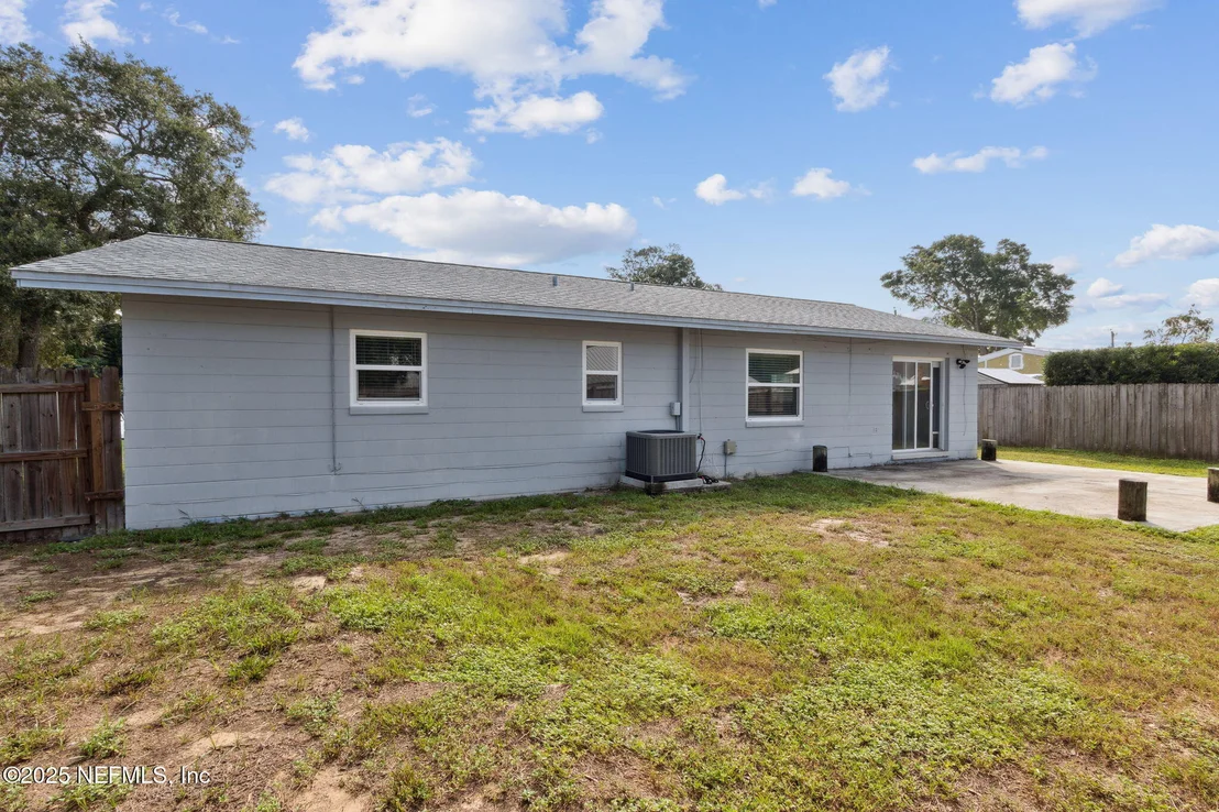 Photo of 234 HAWTHORNE Road