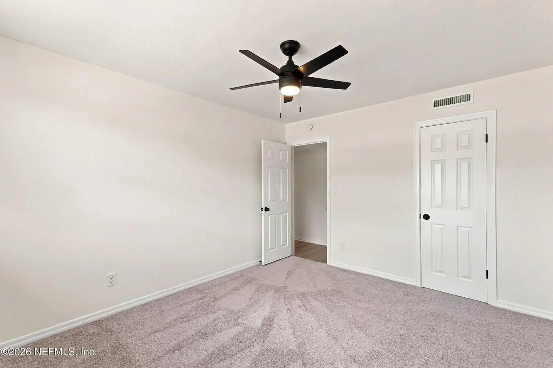 Photo of 1806 MEMORY Lane