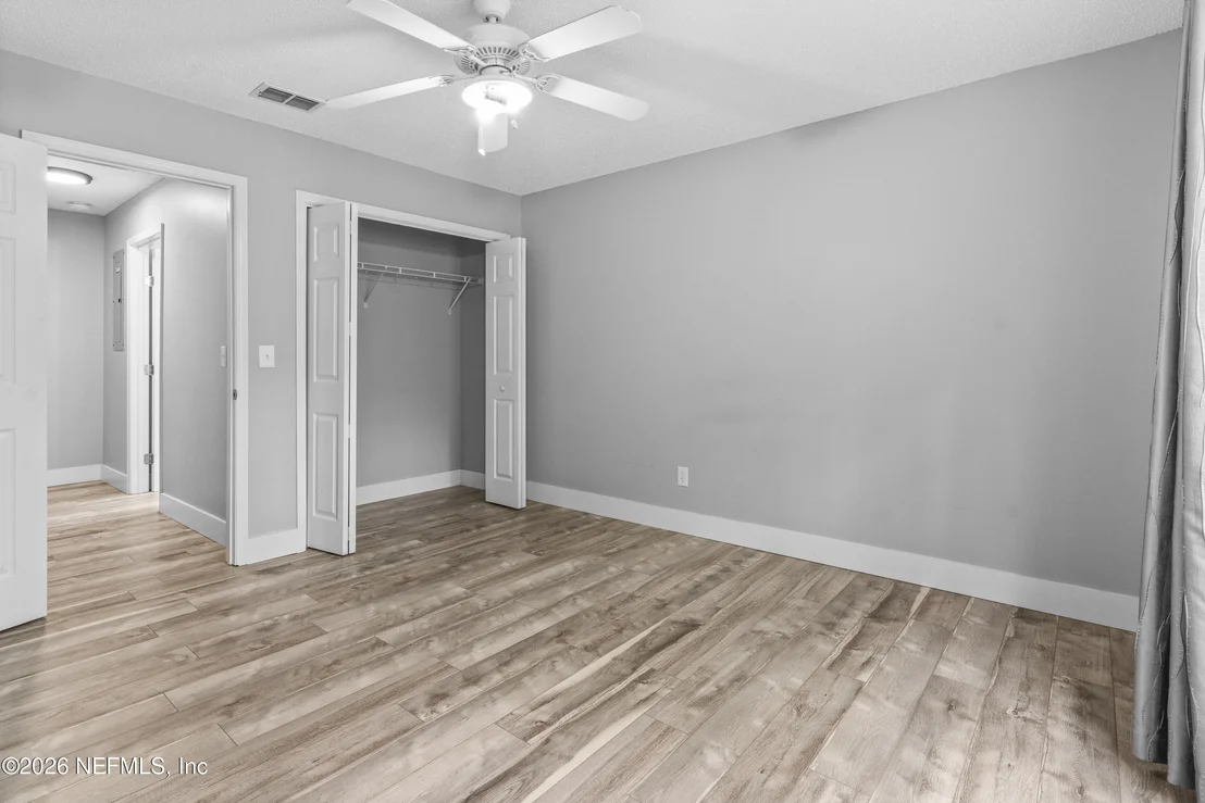 Photo of 7031 OAKRIDGE Loop