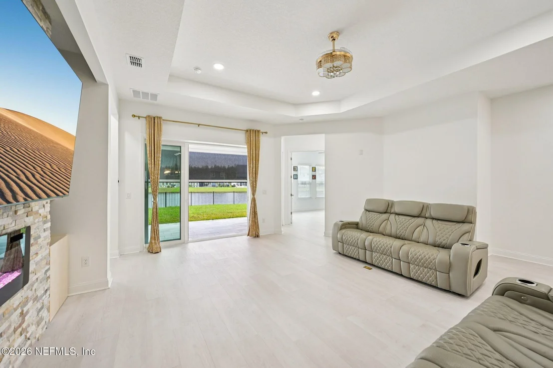 Photo of 271 HOLLY LANDING Way
