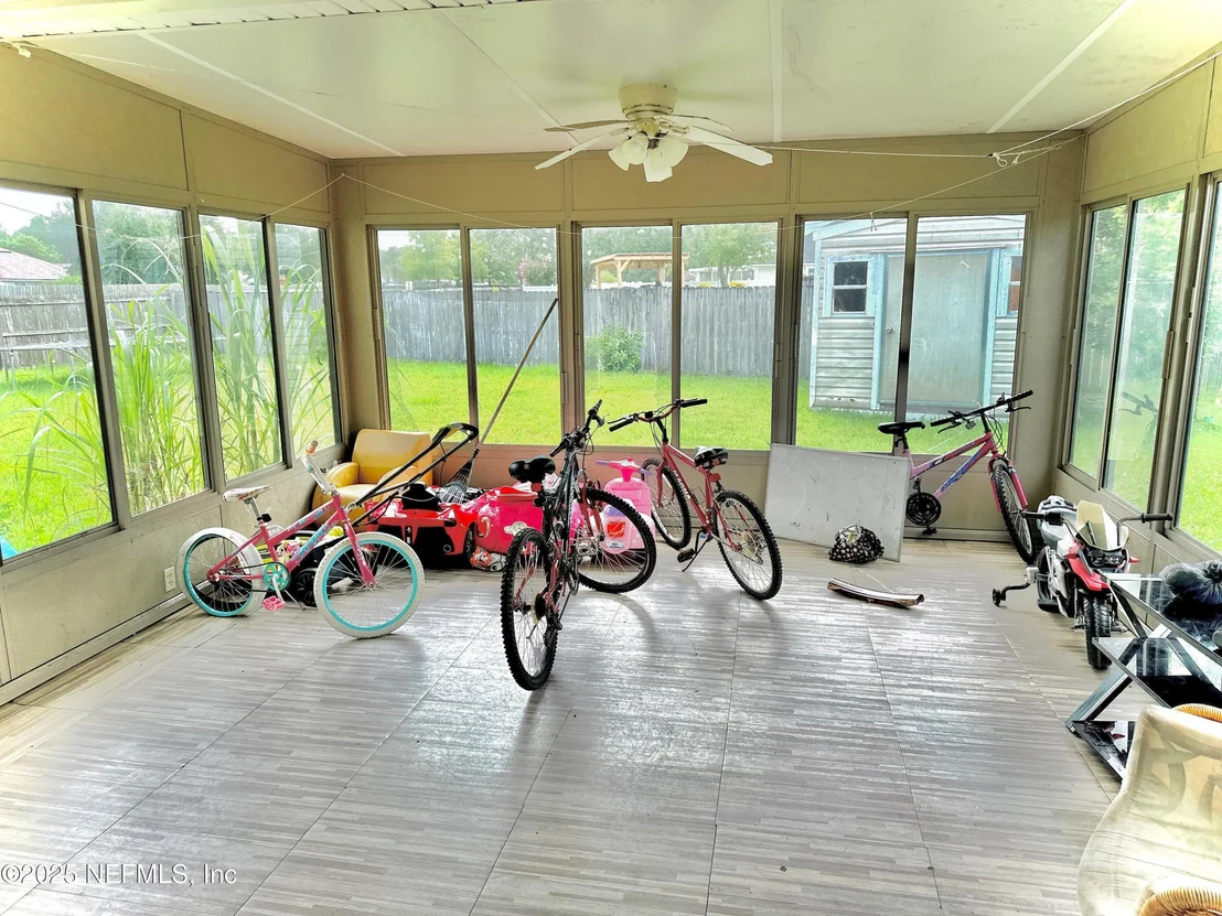 Photo of 351 SUMMIT Drive