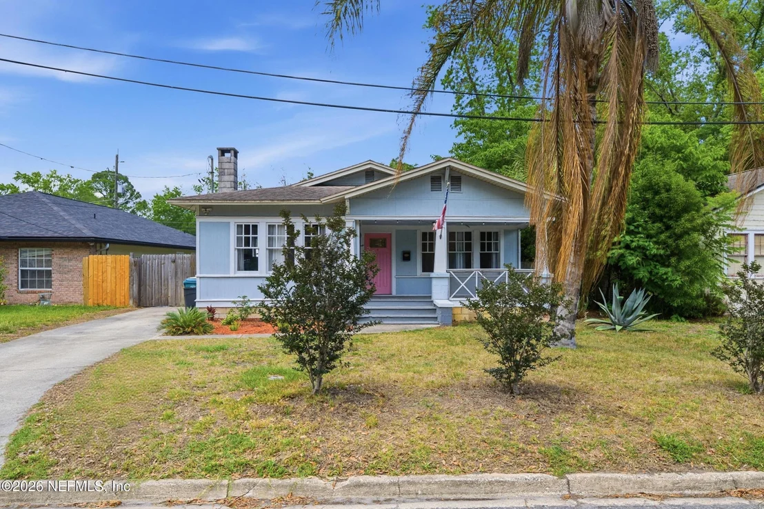 Photo of 3545 COLLEGE Place