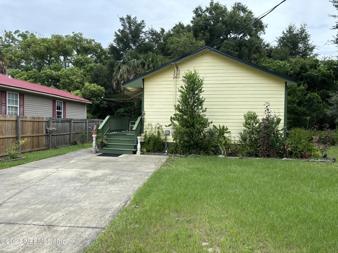 Photo of 86 CHAPIN Street